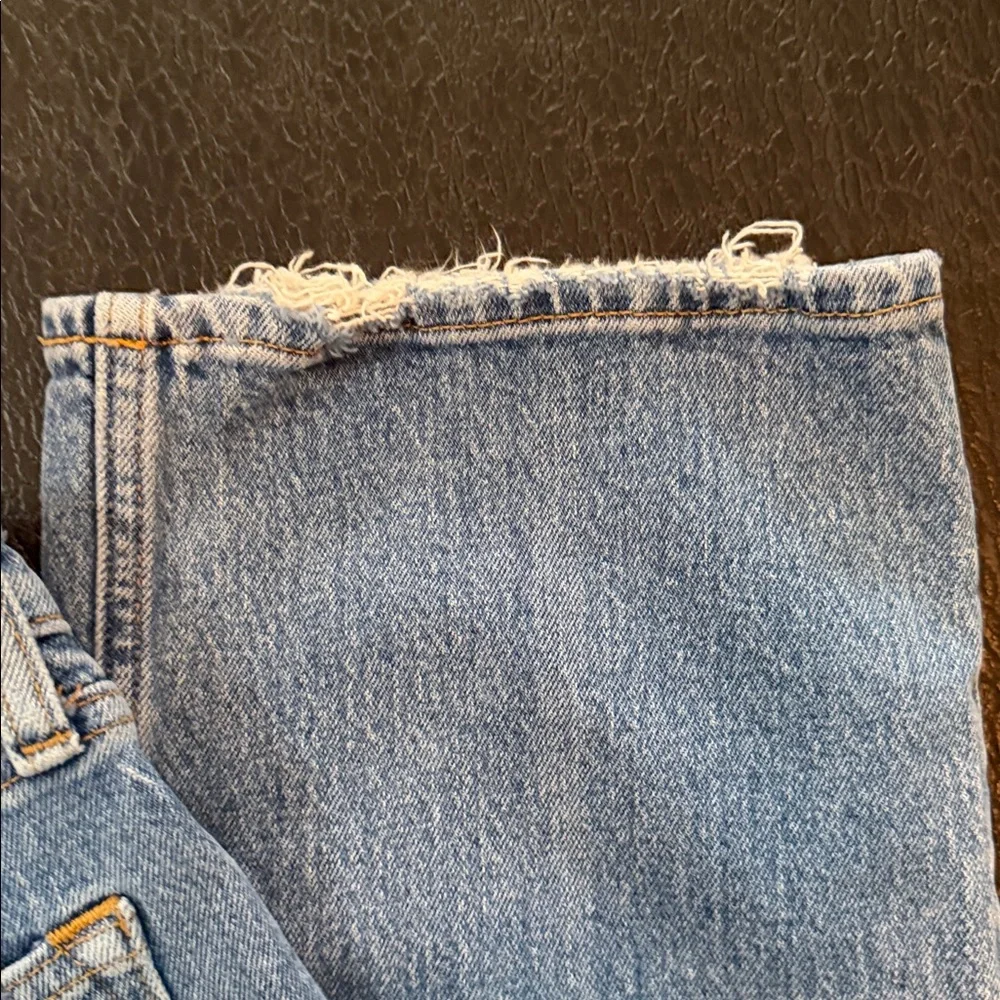 Abercrombie & Fitch The 90s Relaxed Jean High Rise Medium Rinse Size 25/0 SHORT - Picture 6 of 6